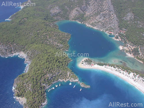 Hillside Beach Club 5